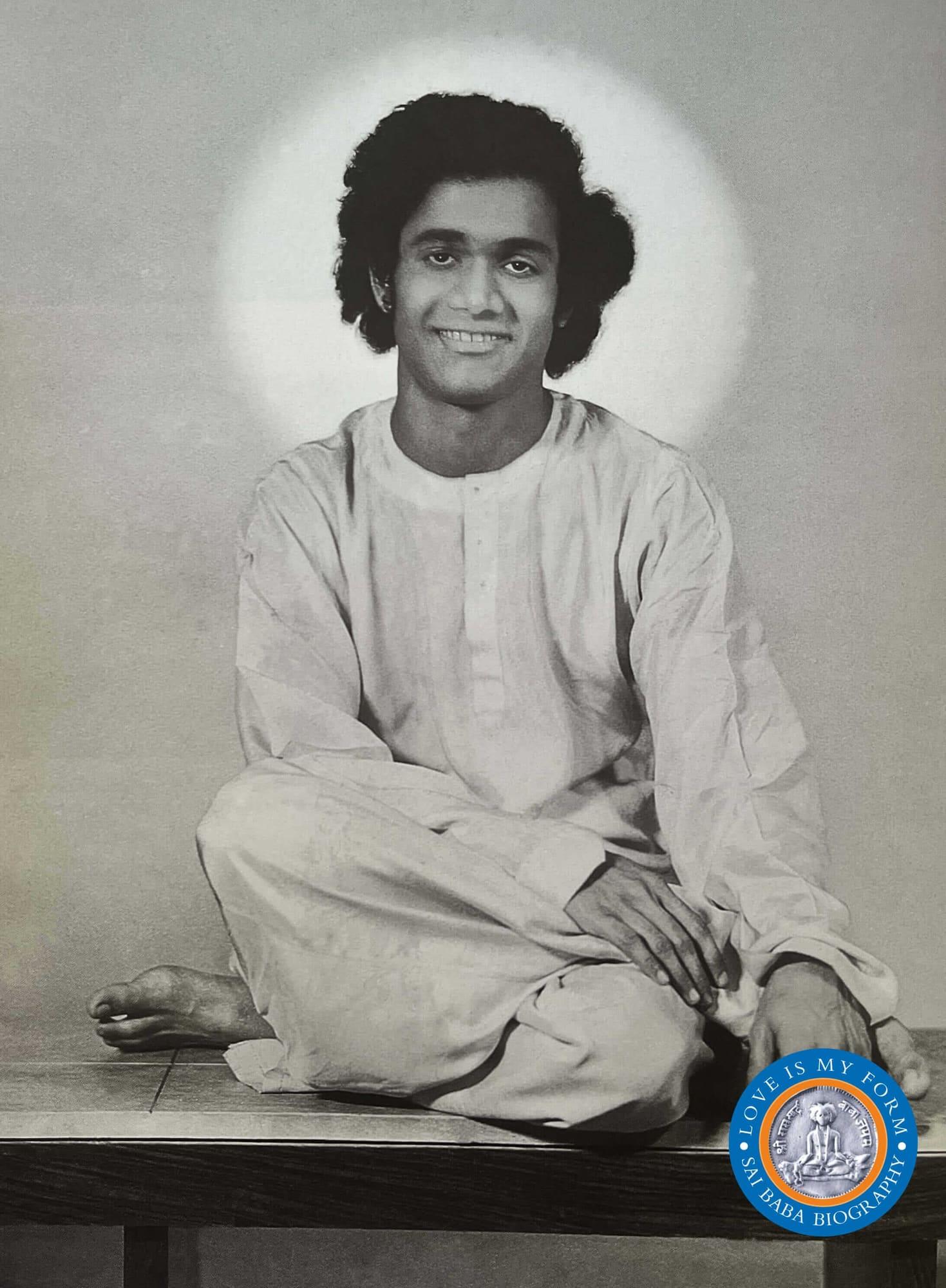 Baba at Bangalore. Photo from Love Is My Form: The Advent Book by R. Padmanaban